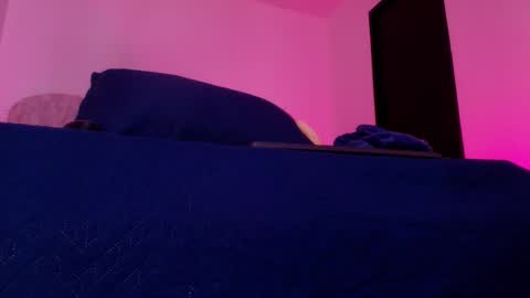 Snapshot of alicia_kyse chatting on December 3, 2025, 3:03 am Alicia Kyse online show from December 3, 2025, 3:03 am