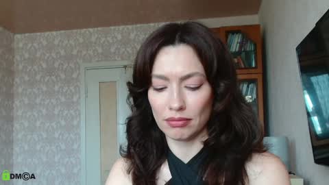 Snapshot of alicia_savory chatting on June 6, 2026, 9:03 am Alicia online show from June 6, 2026, 9:03 am