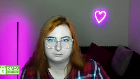 Alicia online show from October 17, 2025, 5:48 pm