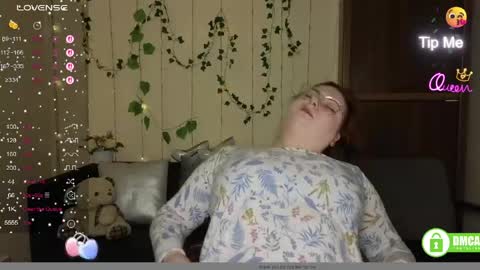 Alicia online show from April 18, 2026, 11:25 am