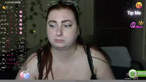 Snapshot of aliciaaared_kis chatting on June 16, 2026, 11:24 am Alicia online show from June 16, 2026, 11:24 am