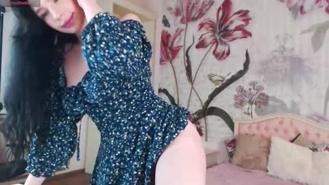 Veronica online show from October 27, 2025, 1:59 pm