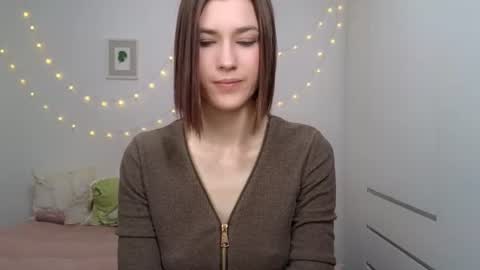 Snapshot of alicianoveli chatting on June 17, 2026, 5:32 am alicianoveli online show from June 17, 2026, 5:32 am