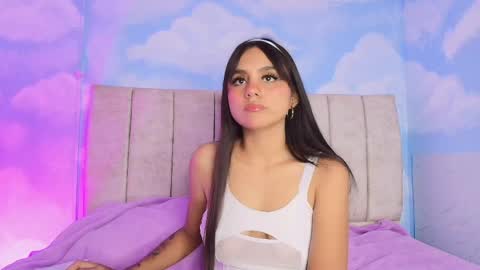 Aliclark online show from April 18, 2026, 7:58 pm