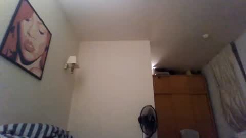 Snapshot of alien_alien chatting on August 9, 2026, 1:07 am alien_alien online show from August 9, 2026, 1:07 am