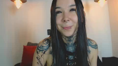    online show from April 25, 2026, 1:30 am