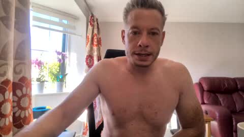 Snapshot of alig1980 chatting on July 20, 2026, 7:44 am alig1980 online show from July 20, 2026, 7:44 am