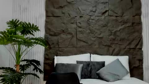Snapshot of aliice_greco chatting on July 25, 2026, 11:52 am Alice online show from July 25, 2026, 11:52 am