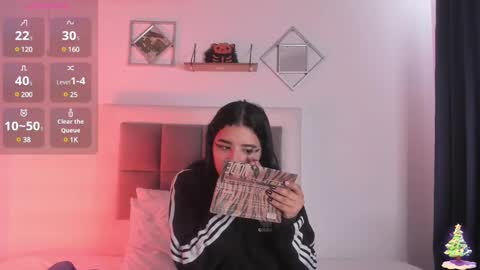 Snapshot of aliice_walker_ chatting on January 22, 2025, 12:49 pm aliice_walker_ online show from January 22, 2025, 12:49 pm