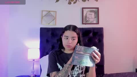 Snapshot of aliice_walker_ chatting on February 18, 2025, 1:11 pm aliice_walker_ online show from February 18, 2025, 1:11 pm