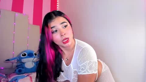 Snapshot of aliice_wonderland_ chatting on February 8, 2025, 7:26 am Aliice Brown online show from February 8, 2025, 7:26 am