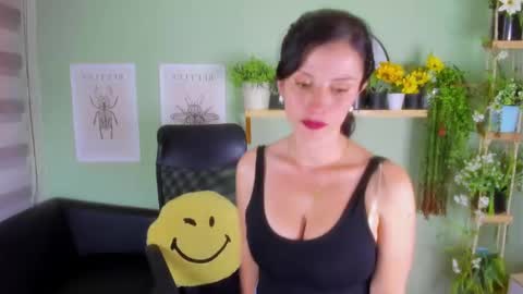 Camii online show from December 20, 2024, 6:13 pm