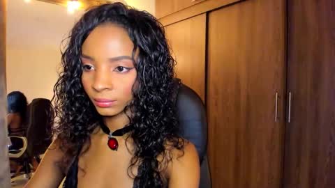 IG Alik nasso    online show from October 15, 2025, 2:33 am