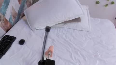 alina_doll1 online show from February 1, 2026, 7:34 pm