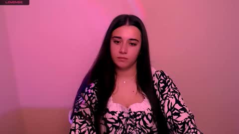 Alina online show from November 12, 2025, 8:48 am