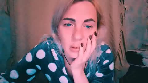 Alina online show from October 30, 2025, 8:20 pm