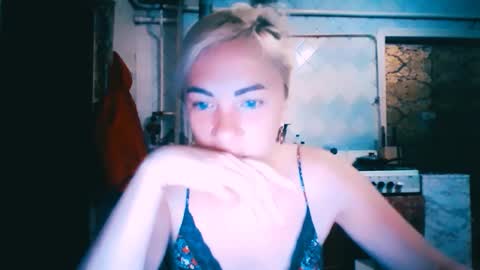 Snapshot of alinafrey_ chatting on June 8, 2026, 6:30 pm Alina online show from June 8, 2026, 6:30 pm