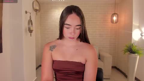 Snapshot of alinakravitz_ chatting on June 7, 2026, 4:11 pm alinakravitz_ online show from June 7, 2026, 4:11 pm