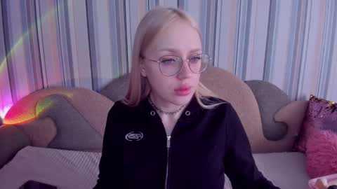 alinaocean online show from February 26, 2026, 10:25 am