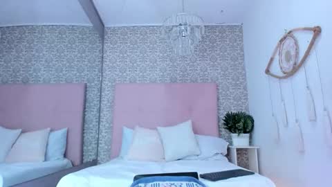 AlinaSimmons online show from March 17, 2026, 7:17 pm