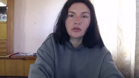 Snapshot of alinaxjames chatting on April 27, 2026, 7:39 am AlinaxJames online show from April 27, 2026, 7:39 am