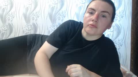 Snapshot of alinaxjames chatting on June 29, 2026, 7:58 am AlinaxJames online show from June 29, 2026, 7:58 am