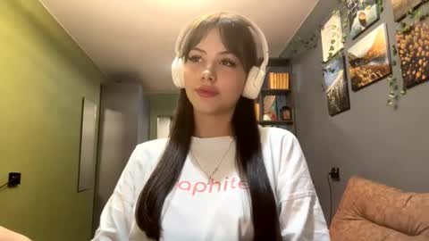 Alice online show from October 1, 2025, 11:05 am