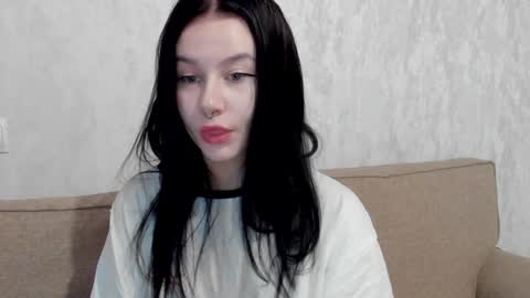 Aline Greeeen online show from December 6, 2024, 2:35 am