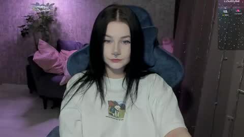 Aline Greeeen online show from April 15, 2026, 9:49 am