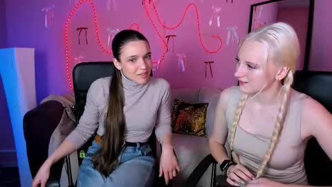 Alira online show from March 18, 2026, 9:45 am