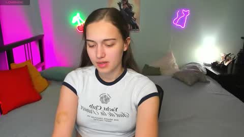 alisa__kelly online show from October 15, 2025, 12:33 am