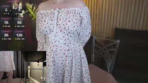 Snapshot of alisagrace chatting on May 15, 2026, 12:56 pm alisagrace online show from May 15, 2026, 12:56 pm
