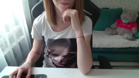Snapshot of alisarogsx chatting on May 21, 2026, 4:36 pm AlisaRogsx online show from May 21, 2026, 4:36 pm