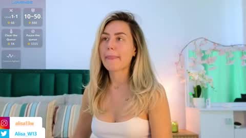 Alisa online show from September 18, 2025, 9:55 am