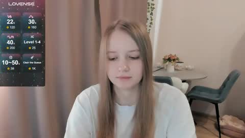 Snapshot of alisha_ley chatting on June 4, 2026, 8:09 am Alya online show from June 4, 2026, 8:09 am
