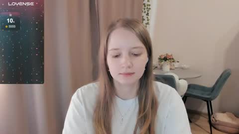 Snapshot of alisha_ley chatting on June 15, 2026, 10:17 am Alya online show from June 15, 2026, 10:17 am