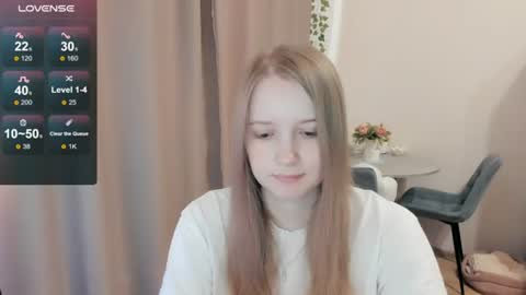 Snapshot of alisha_ley chatting on June 25, 2026, 2:54 pm Alya online show from June 25, 2026, 2:54 pm