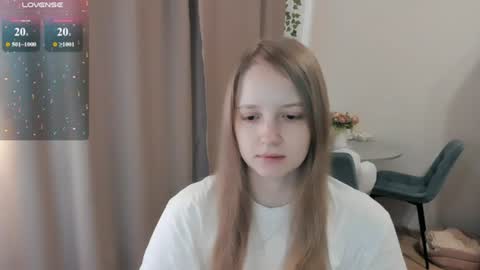 Snapshot of alisha_ley chatting on July 4, 2026, 9:04 am Alya online show from July 4, 2026, 9:04 am