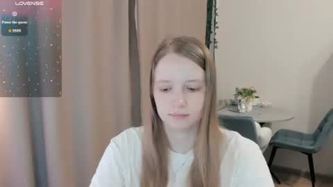 Snapshot of alisha_ley chatting on July 13, 2026, 10:51 am Alya online show from July 13, 2026, 10:51 am