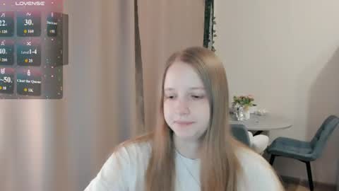 Snapshot of alisha_ley chatting on July 14, 2026, 2:23 pm Alya online show from July 14, 2026, 2:23 pm