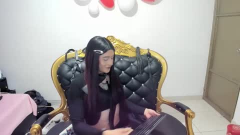 alishaa_nixx online show from February 19, 2025, 4:34 am