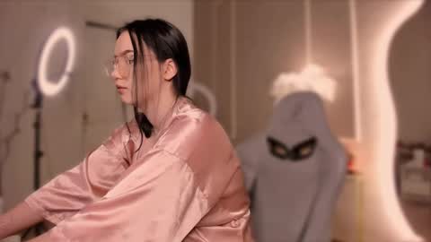 Alisia online show from February 22, 2025, 5:34 am