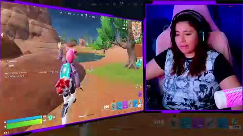 Snapshot of alison_gamer chatting on July 7, 2026, 5:06 pm Alison online show from July 7, 2026, 5:06 pm