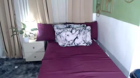 Snapshot of alisonaims chatting on January 24, 2025, 11:59 am hotty online show from January 24, 2025, 11:59 am