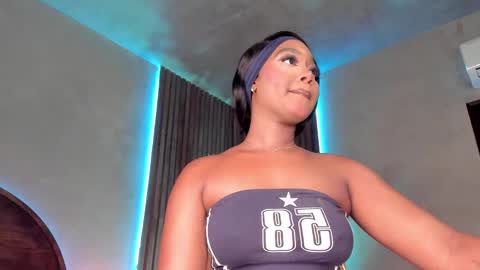 Alison Moon  online show from October 28, 2025, 11:29 pm