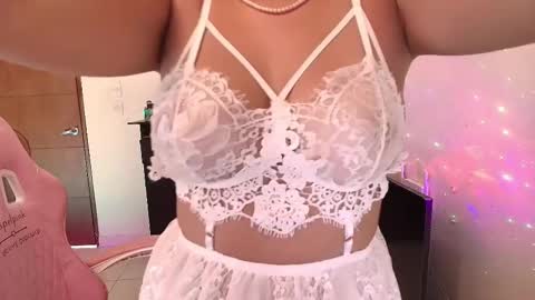 Alissa online show from September 25, 2025, 2:10 pm