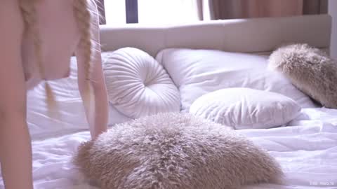 Alissa online show from March 5, 2025, 1:17 pm