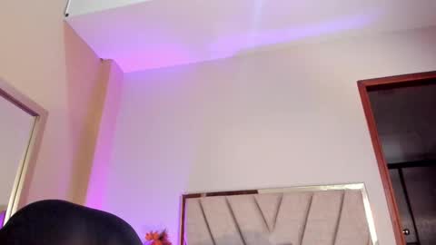 AlissaNix online show from November 1, 2025, 12:45 am