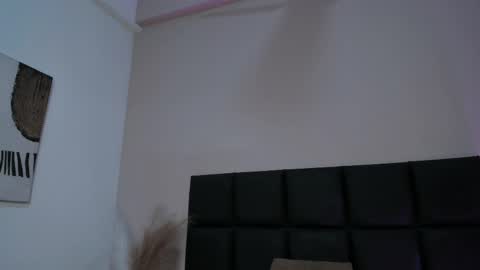 AlissaNix online show from April 6, 2026, 11:05 pm