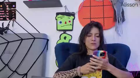 alisson0002 online show from October 18, 2025, 7:03 pm